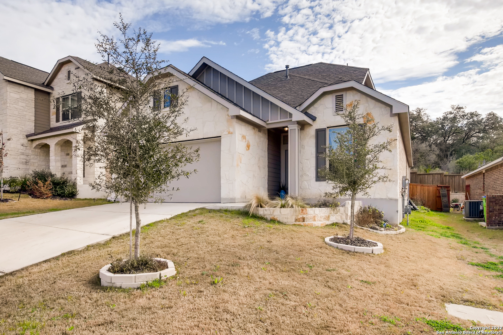 2546 Golden Rain San Antonio TX 78245