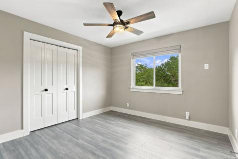 8511 Camp Verde Rio San Antonio TX 78255