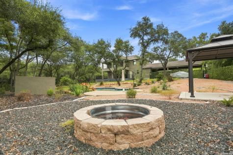 8511 Camp Verde Rio San Antonio TX 78255