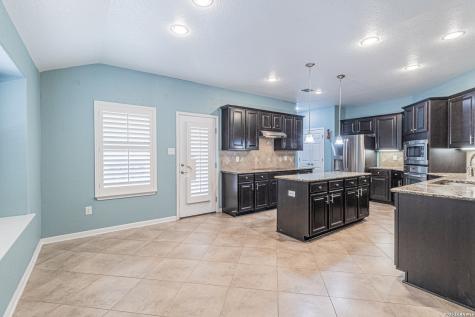 24760 Buck Creek San Antonio TX 78255