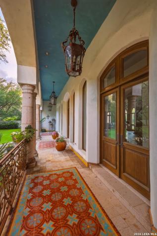 1726 Greystone Ridge San Antonio TX 78258