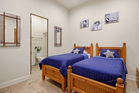 1726 Greystone Ridge San Antonio TX 78258