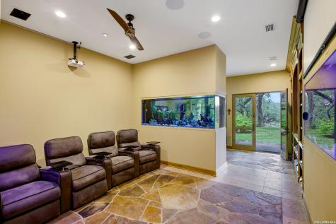 1726 Greystone Ridge San Antonio TX 78258