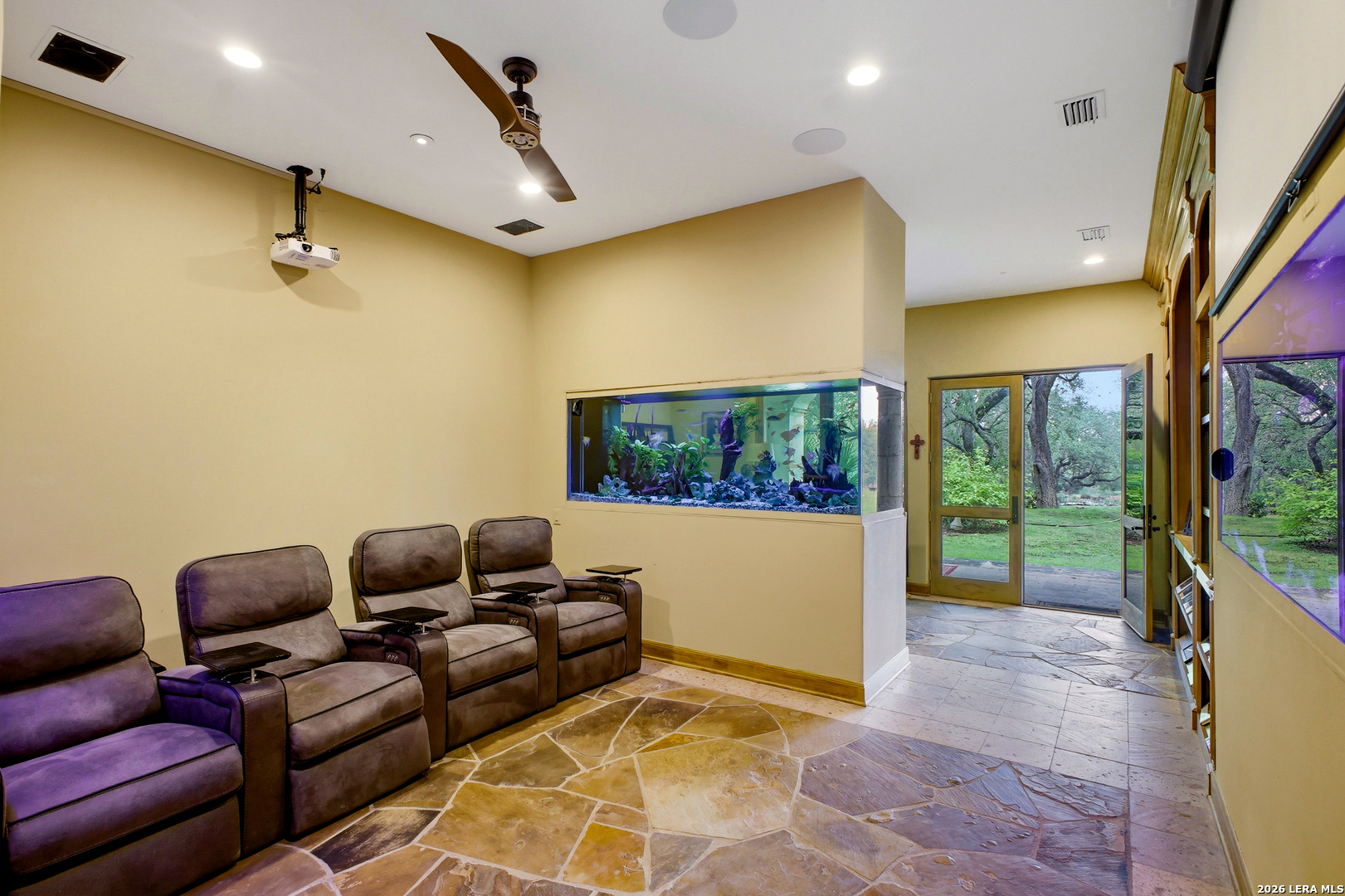 1726 Greystone Ridge San Antonio TX 78258