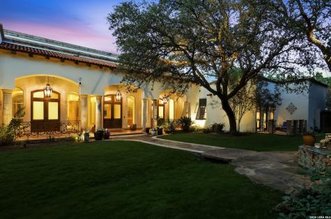 1726 Greystone Ridge San Antonio TX 78258
