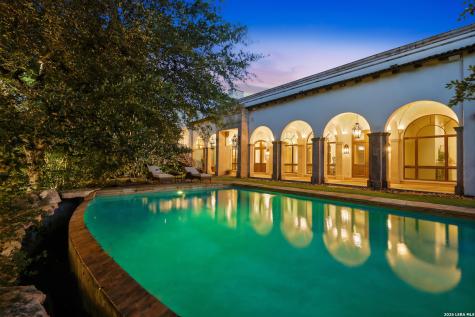 1726 Greystone Ridge San Antonio TX 78258