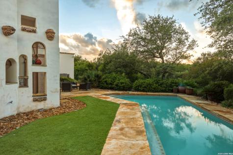 1726 Greystone Ridge San Antonio TX 78258