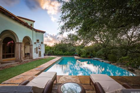 1726 Greystone Ridge San Antonio TX 78258