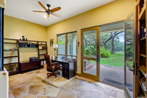 1726 Greystone Ridge San Antonio TX 78258