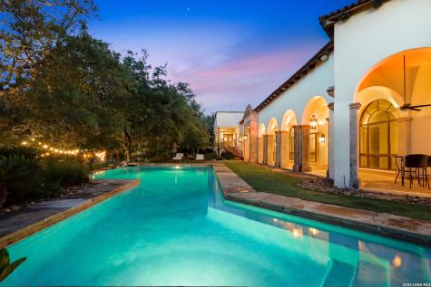 1726 Greystone Ridge San Antonio TX 78258