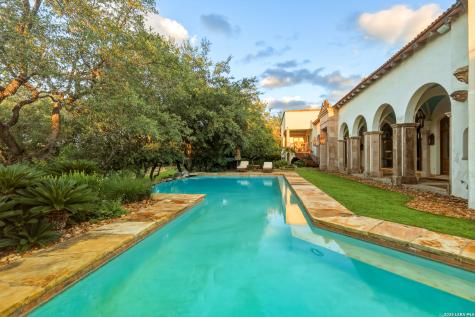 1726 Greystone Ridge San Antonio TX 78258