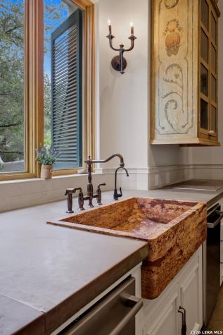 1726 Greystone Ridge San Antonio TX 78258