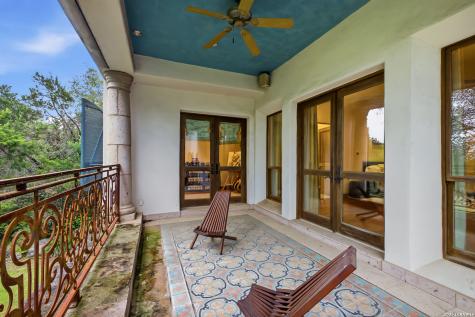 1726 Greystone Ridge San Antonio TX 78258