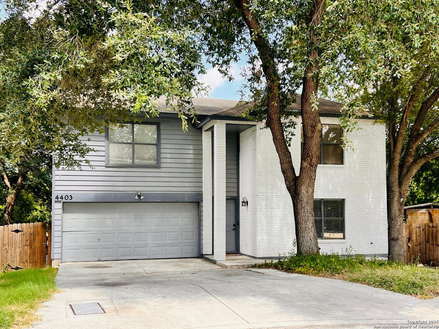 4403 Sherwood Way San Antonio TX 78217