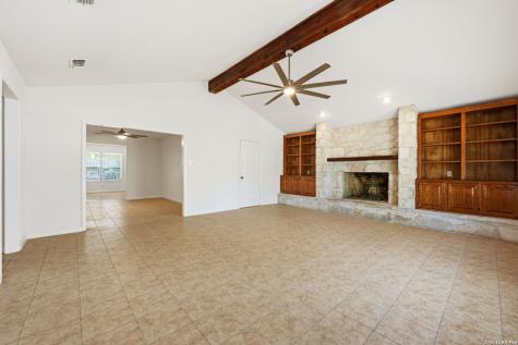 5167 Village Path San Antonio TX 78218