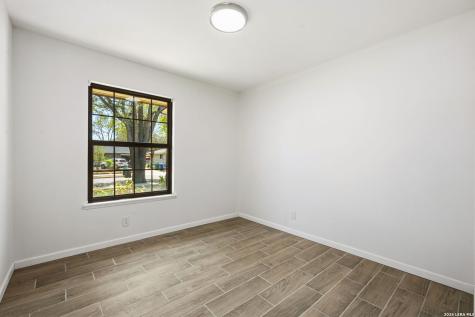 5167 Village Path San Antonio TX 78218