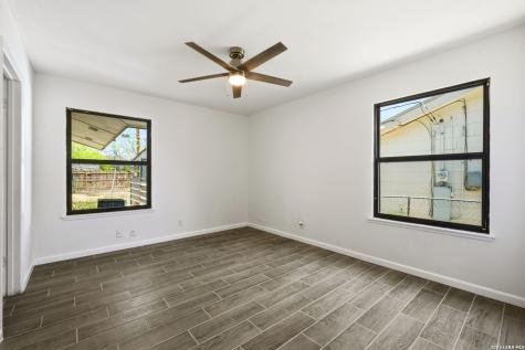 5167 Village Path San Antonio TX 78218