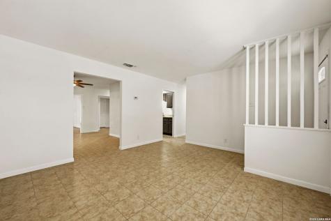 5167 Village Path San Antonio TX 78218