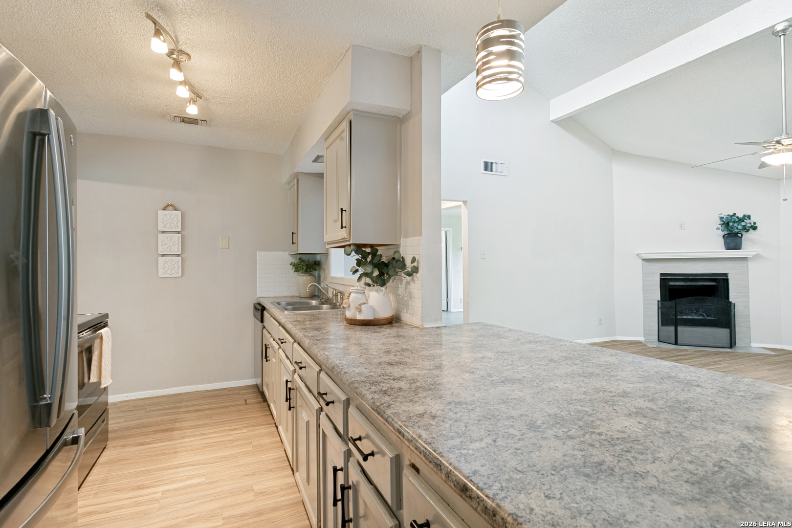 3513 Cliffside Drive Schertz TX 78108