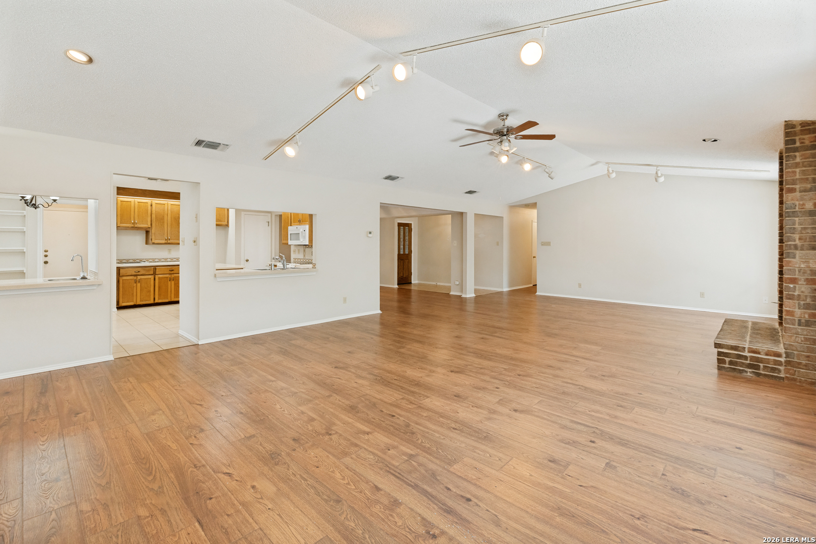 13706 Oak Pebble San Antonio TX 78232