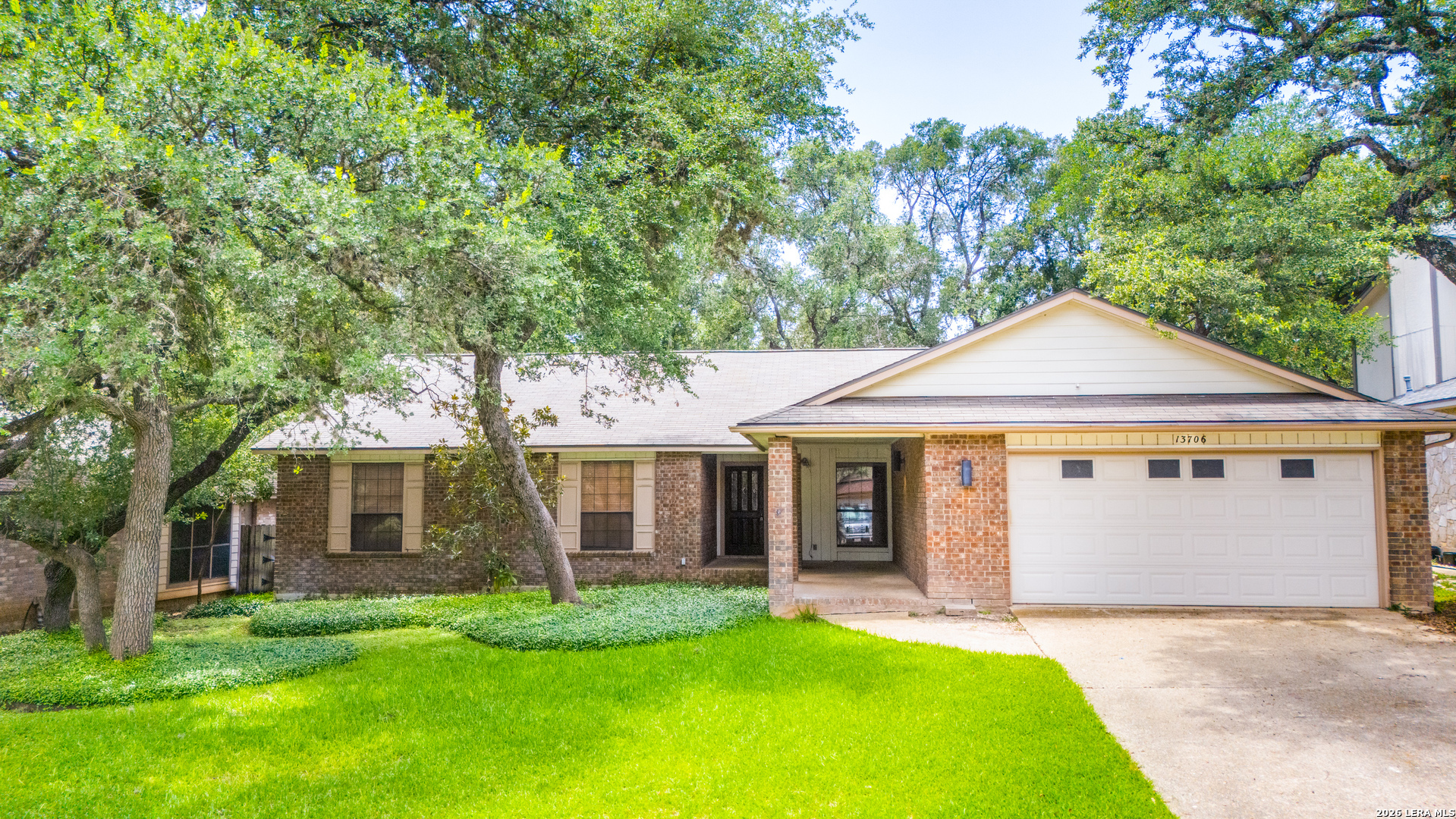 13706 Oak Pebble San Antonio TX 78232
