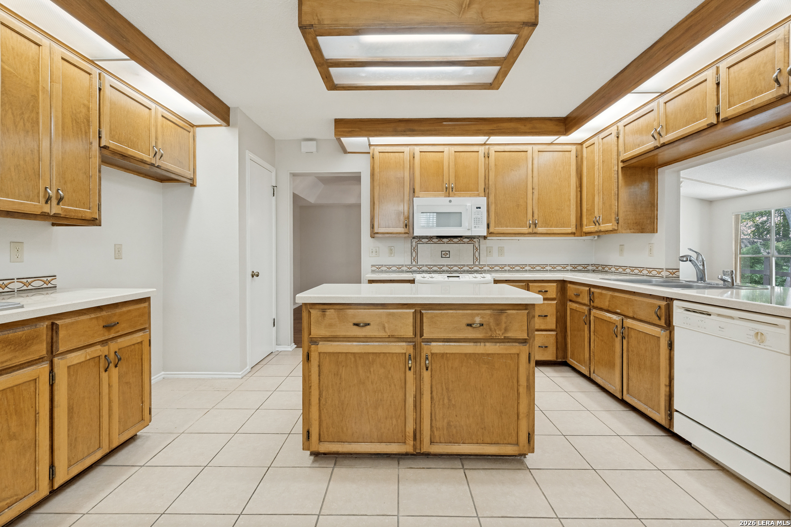 13706 Oak Pebble San Antonio TX 78232