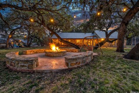206 S River Place Road Rio Frio TX 78879