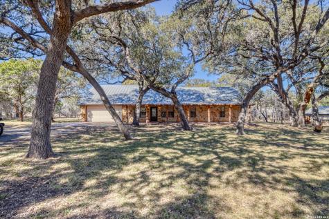 206 S River Place Road Rio Frio TX 78879