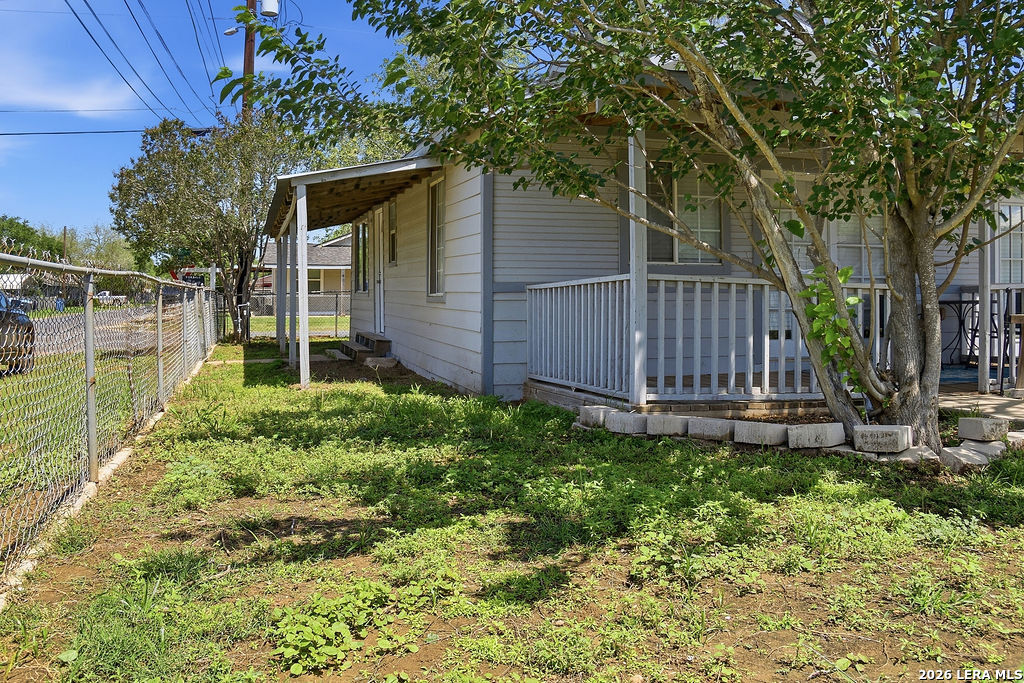 116 Matlock Poth TX 78147