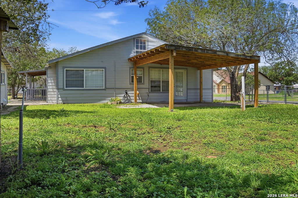 116 Matlock Poth TX 78147