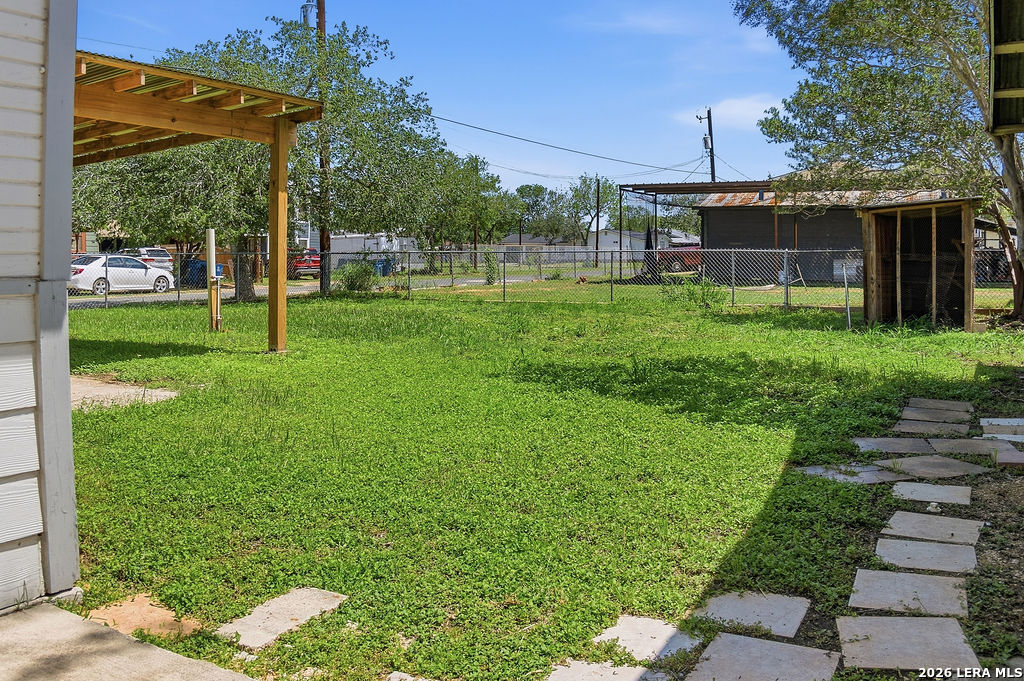 116 Matlock Poth TX 78147
