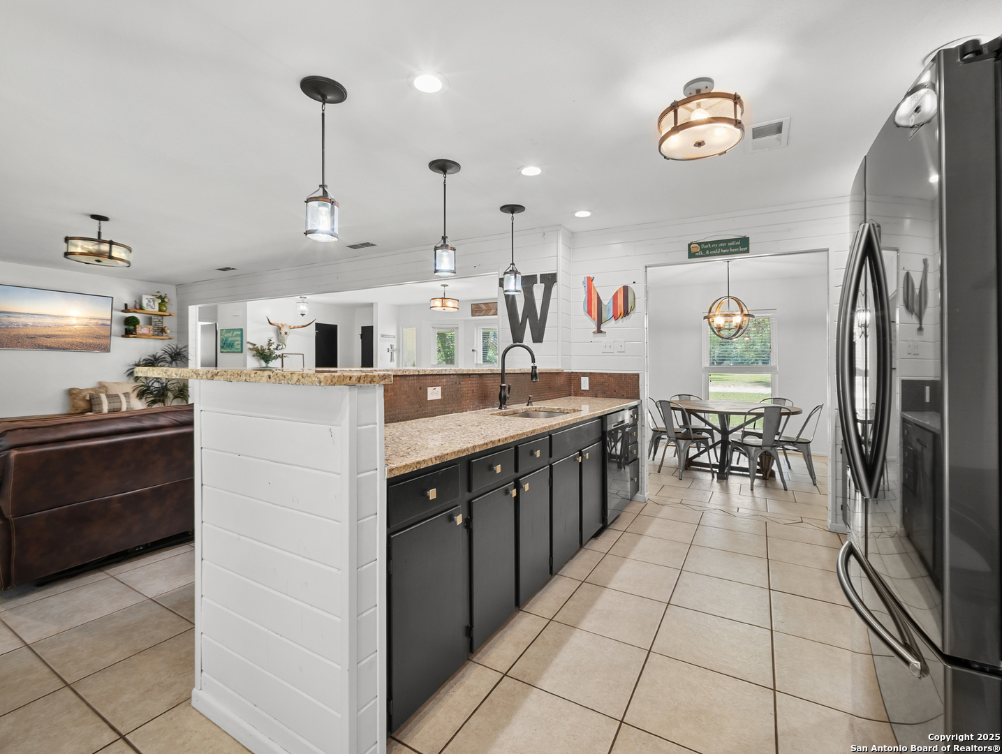 23 Sunrise Pleasanton TX 78064