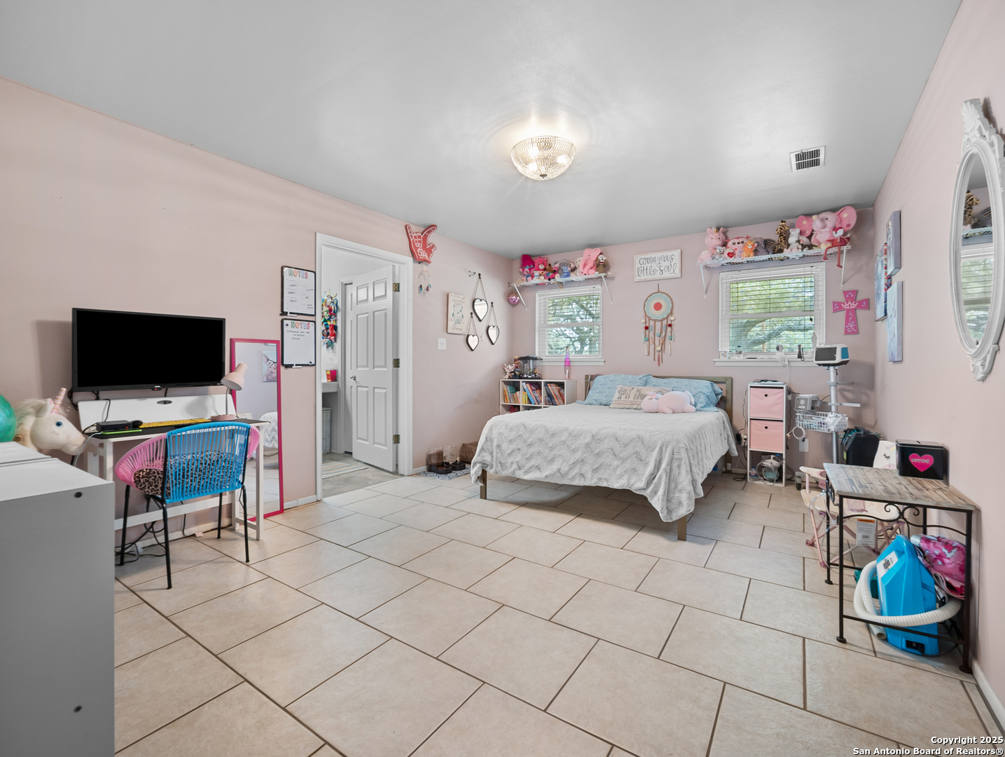23 Sunrise Pleasanton TX 78064