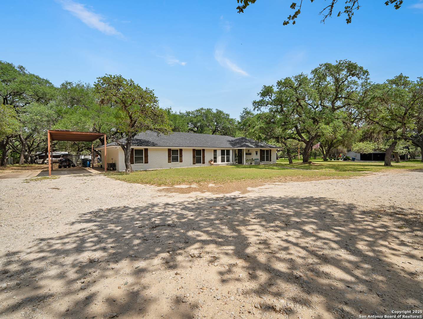 23 Sunrise Pleasanton TX 78064