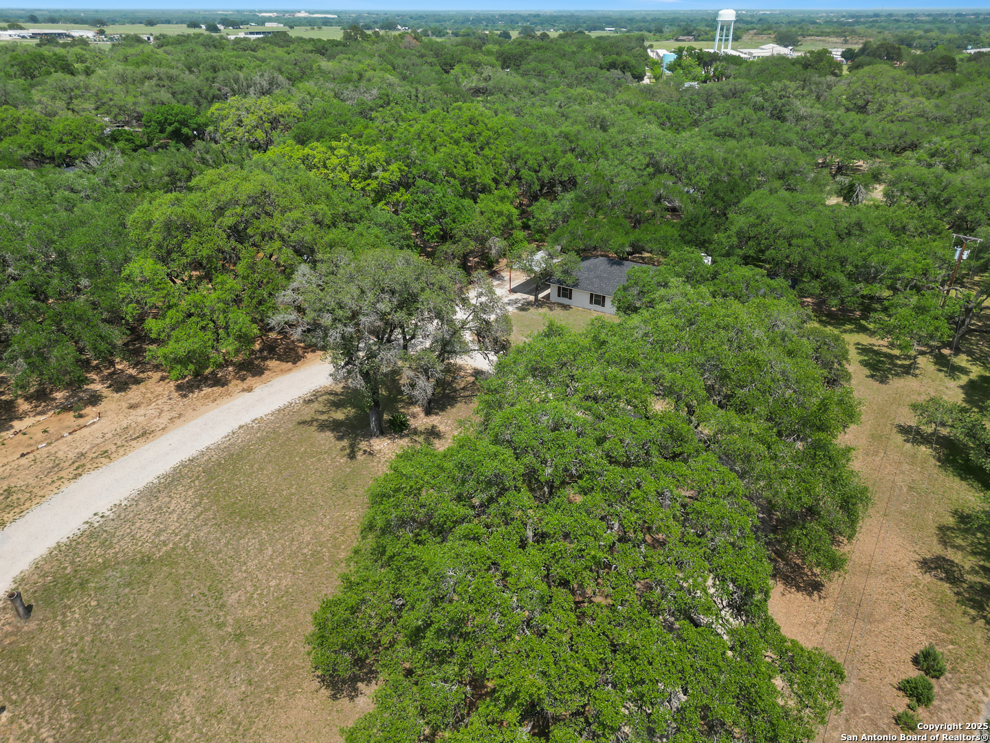 23 Sunrise Pleasanton TX 78064
