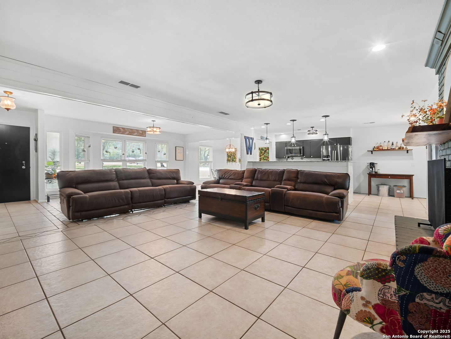 23 Sunrise Pleasanton TX 78064