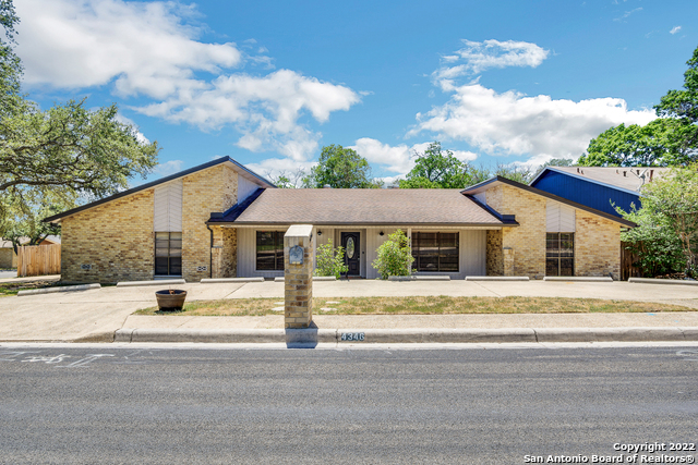 4346 Hollow Hill Drive San Antonio TX 78217