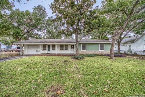 140 Friedens Church Road Seguin TX 78155