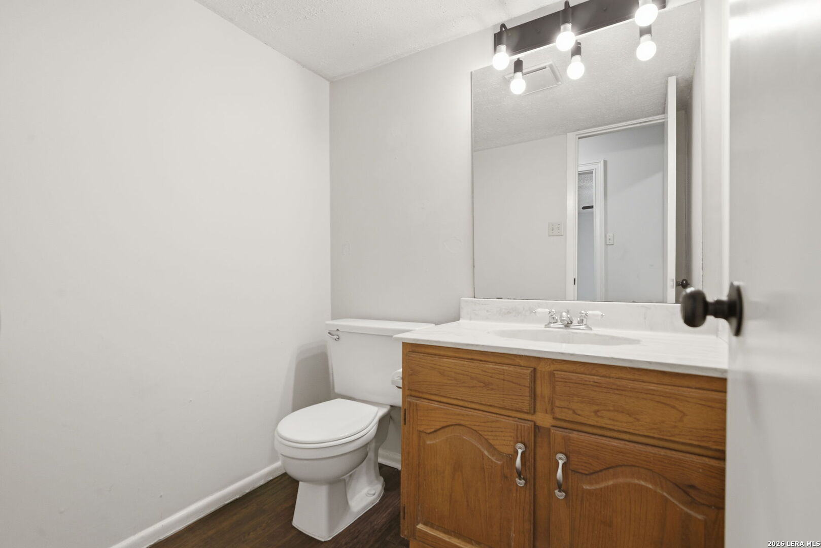 2703 Red Tree San Antonio TX 78248