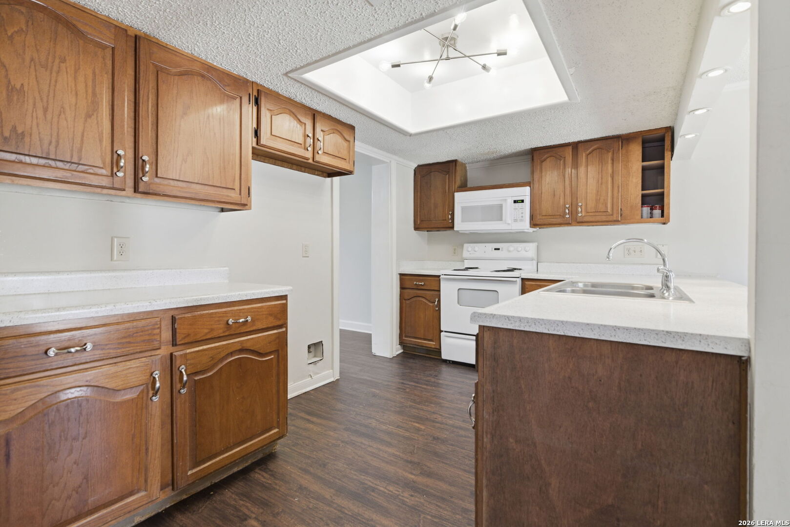 2703 Red Tree San Antonio TX 78248