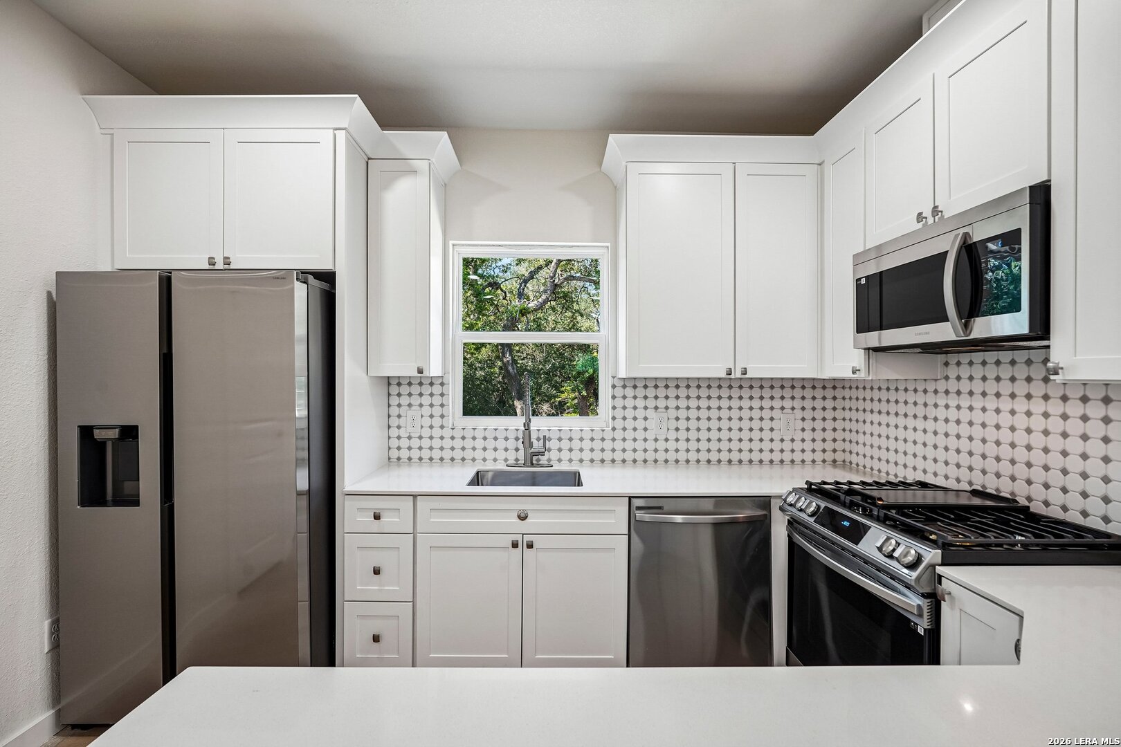 287 Deer Oaks Drive Lakehills TX 78063