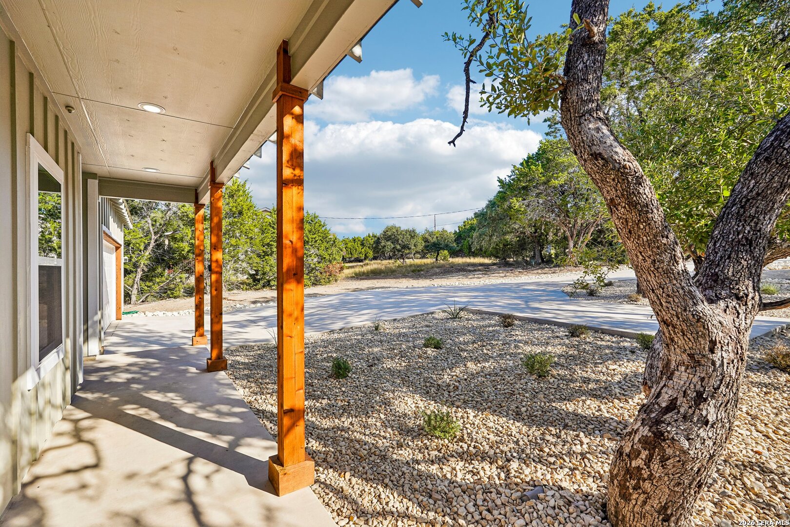287 Deer Oaks Drive Lakehills TX 78063