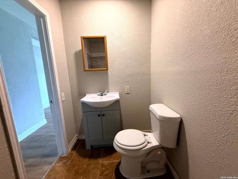 2604 Chihuahua Street San Antonio TX 78207
