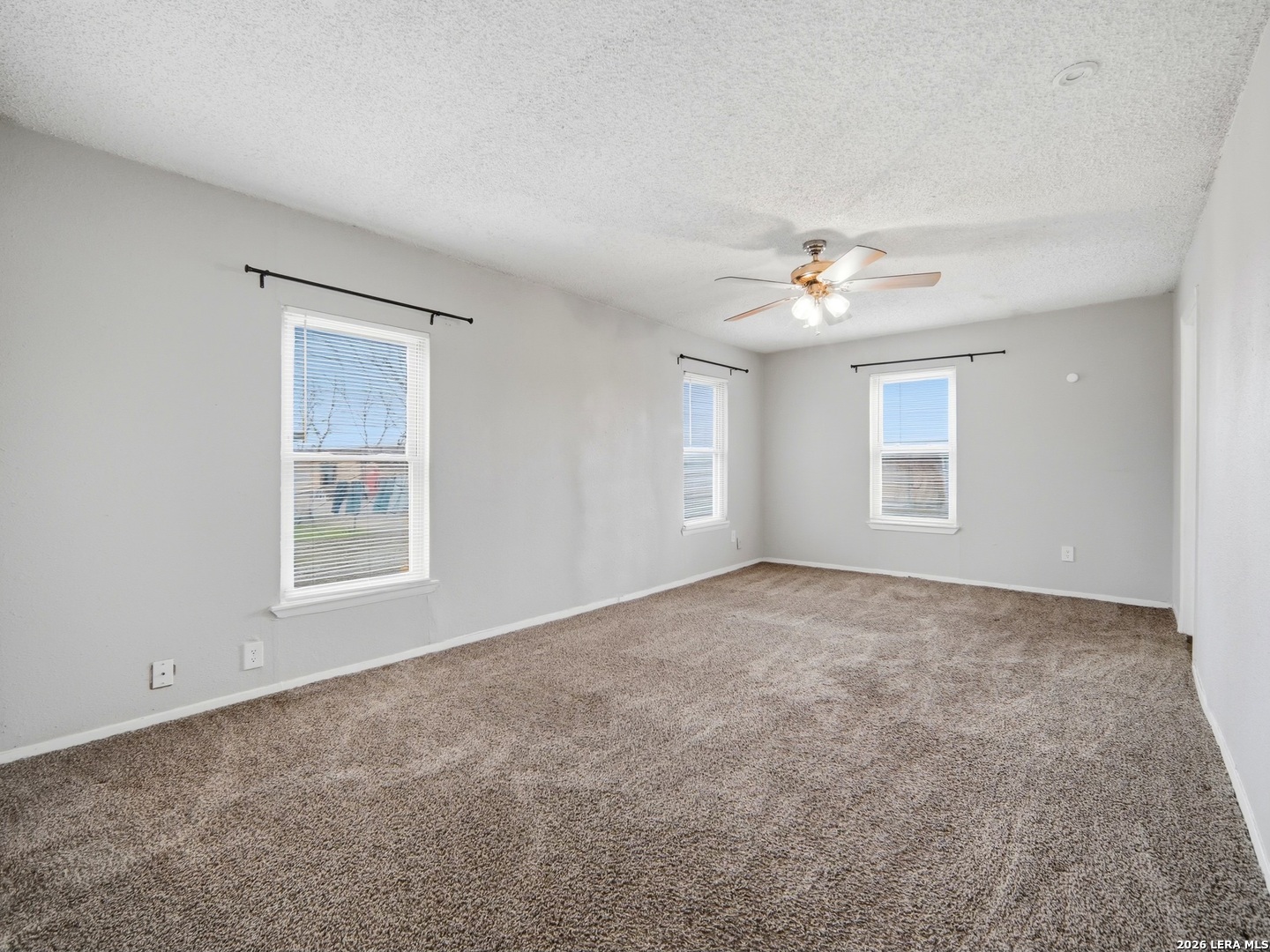 305 Toepperwein Road Converse TX 78109