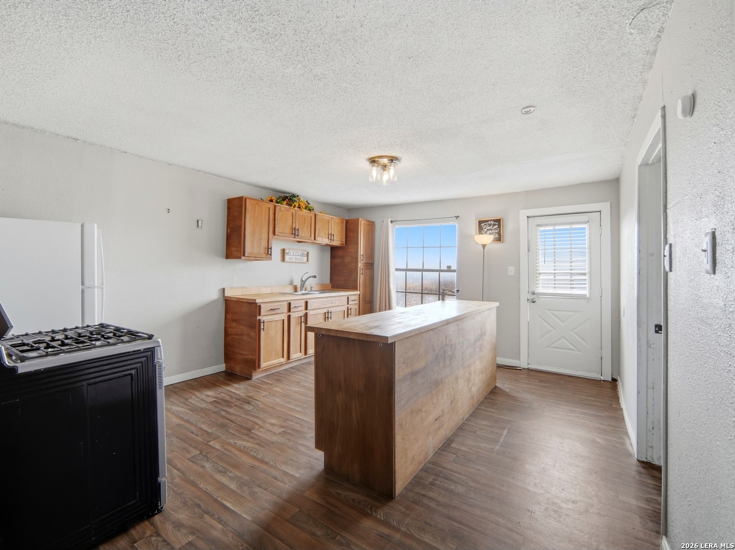 305 Toepperwein Road Converse TX 78109