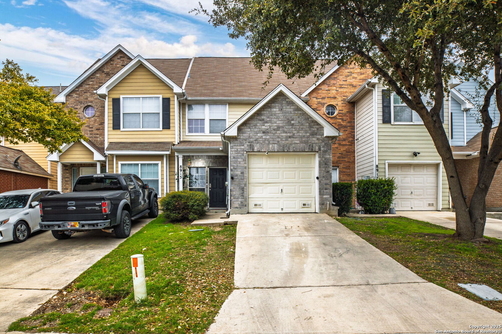 8915 Aransas Bay San Antonio TX 78229