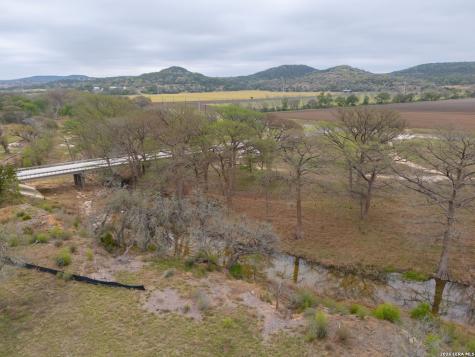 144 Tablerock Ridge Center Point TX 78010