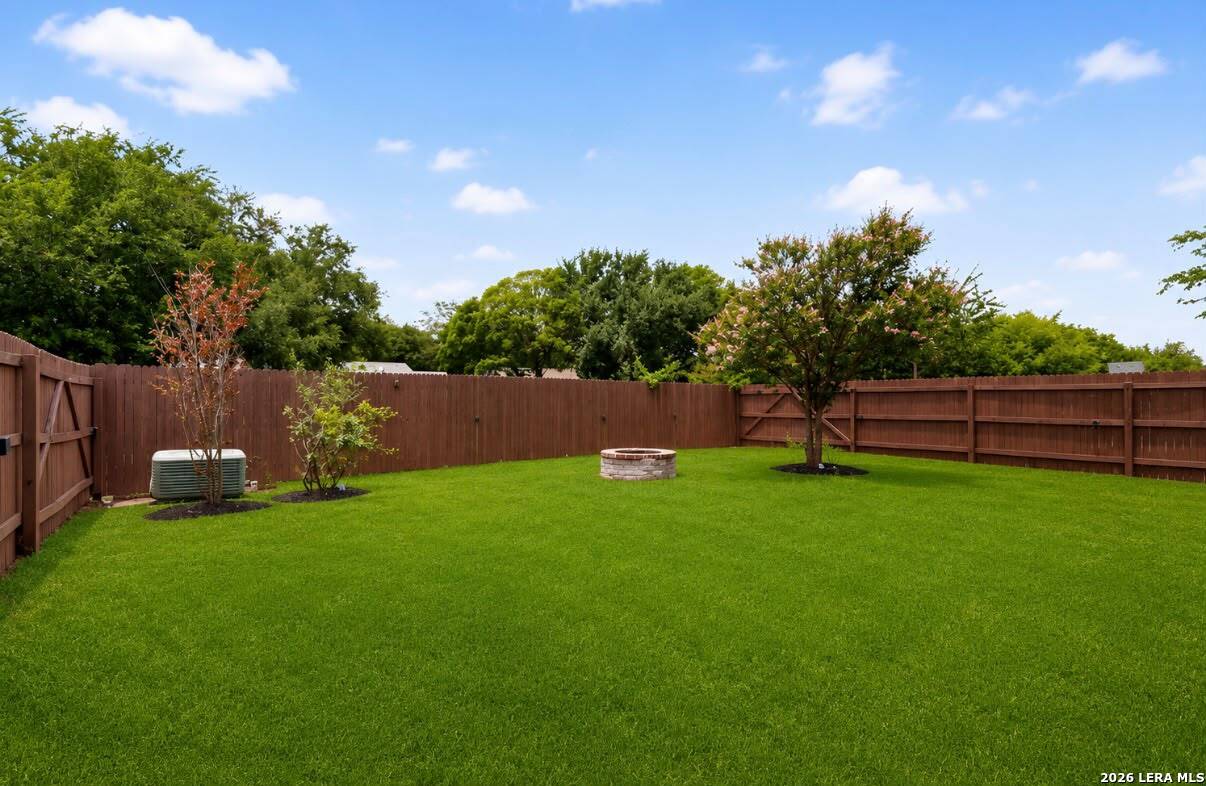 2523 Sundrop Bay San Antonio TX 78224