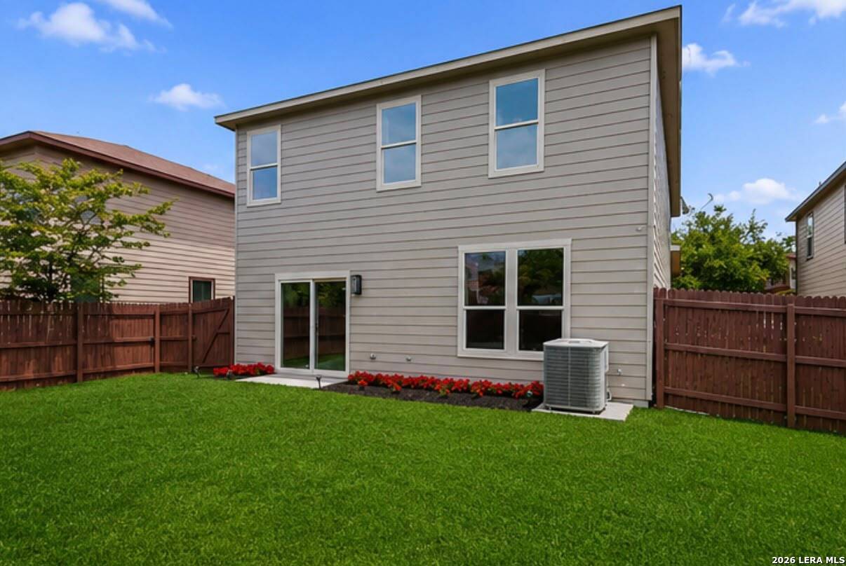 2523 Sundrop Bay San Antonio TX 78224