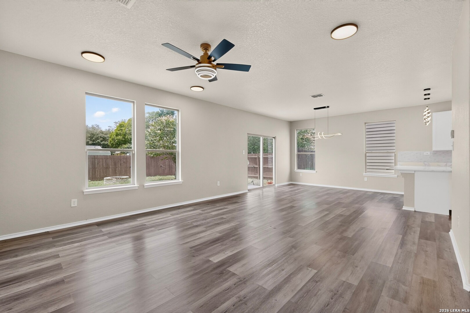 2523 Sundrop Bay San Antonio TX 78224